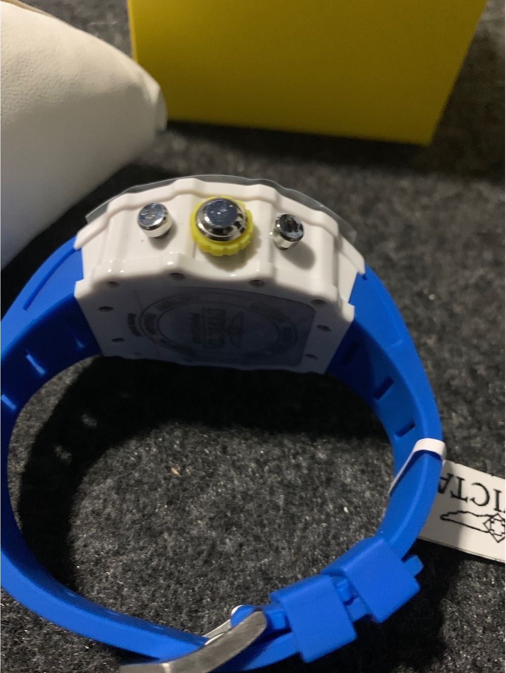 Invicta Racing quartz watch - Picture 3 of 5